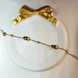 Droplet bracelet